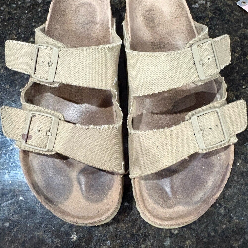 Birkenstock Arizona Men's Sandals Beige 2-Strap Buckle EU 42 US 9